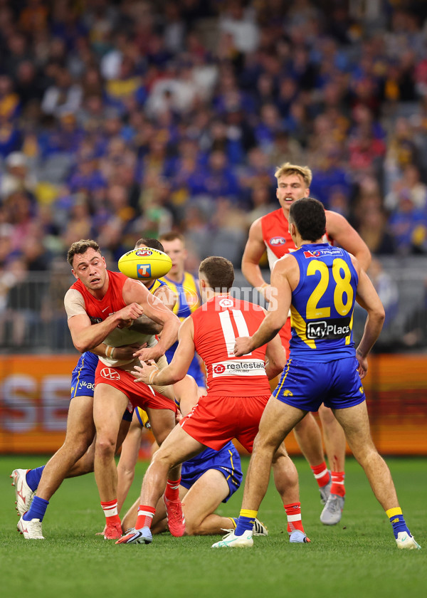AFL 2025 Round 24 - West Coast v Sydney - A-61707865