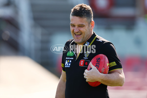 AFLW 2025 Round 02 - Richmond v Western Bulldogs - A-61710578