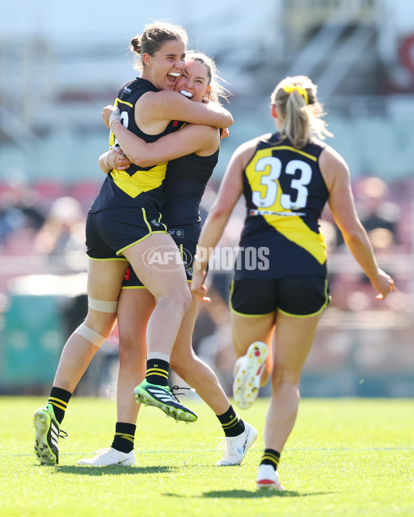 AFLW 2025 Round 02 - Richmond v Western Bulldogs - A-61723933