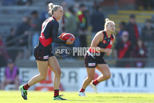 AFLW 2025 Round 02 - Essendon v West Coast - A-61729176