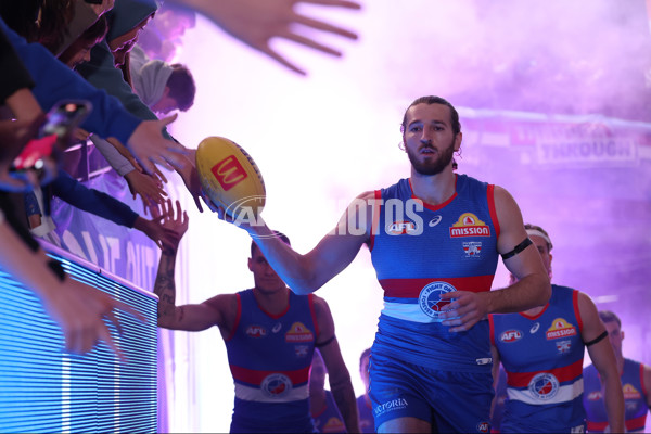 AFL 2025 Round 24 - Western Bulldogs v Fremantle - A-61729772
