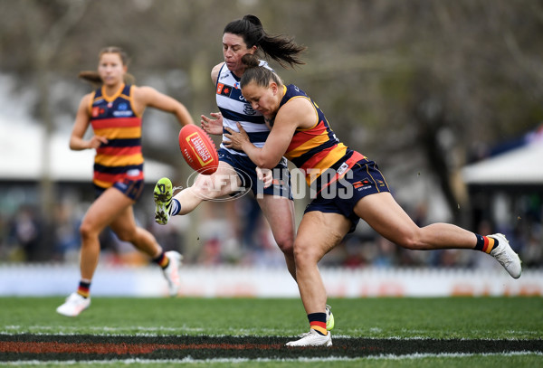 AFLW 2025 Round 02 - Adelaide v Geelong - A-61731392