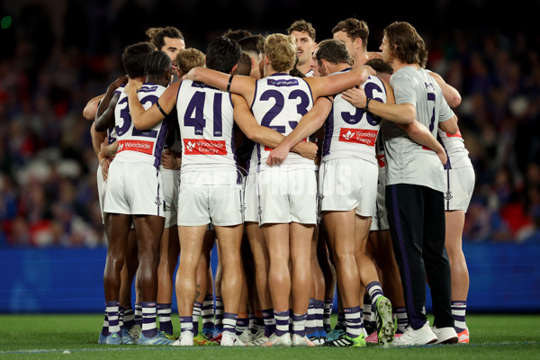 AFL 2025 Round 24 - Western Bulldogs v Fremantle - A-61733132