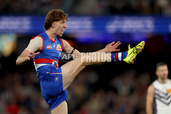 AFL 2025 Round 24 - Western Bulldogs v Fremantle - A-61733155