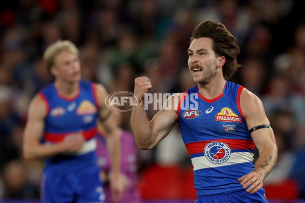 AFL 2025 Round 24 - Western Bulldogs v Fremantle - A-61737047