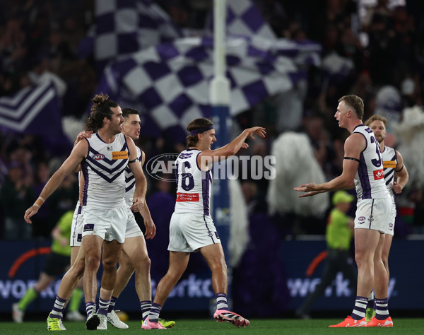 AFL 2025 Round 24 - Western Bulldogs v Fremantle - A-61739518