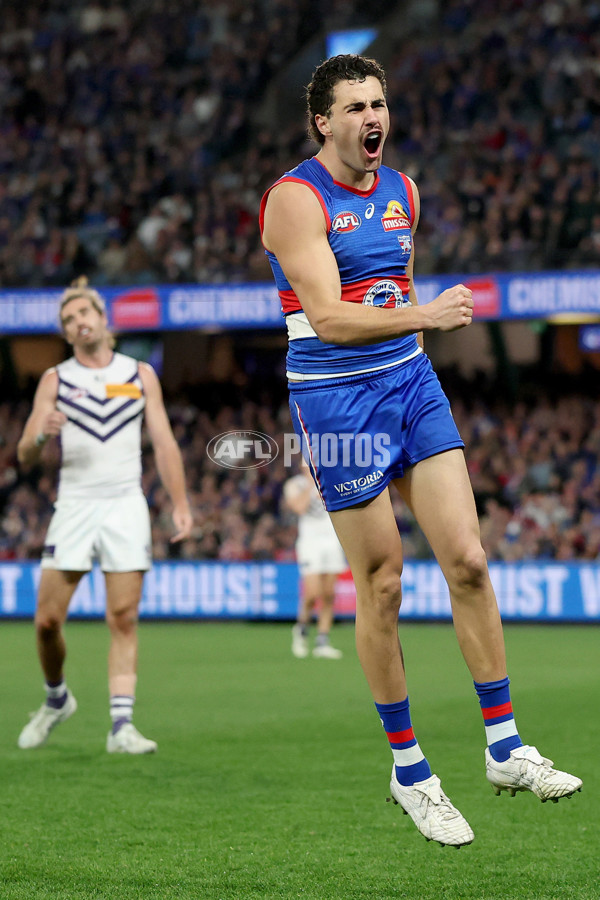 AFL 2025 Round 24 - Western Bulldogs v Fremantle - A-61743150