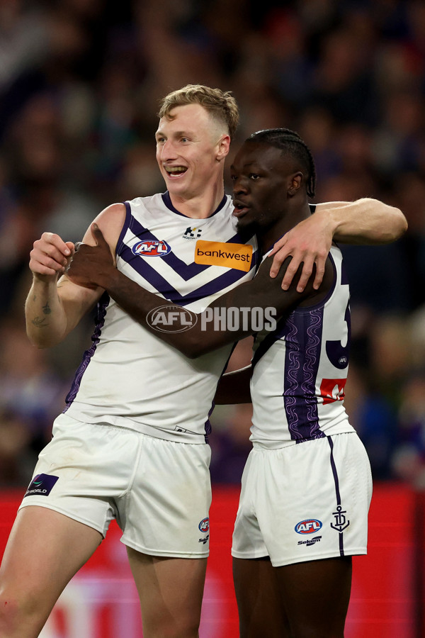 AFL 2025 Round 24 - Western Bulldogs v Fremantle - A-61746310