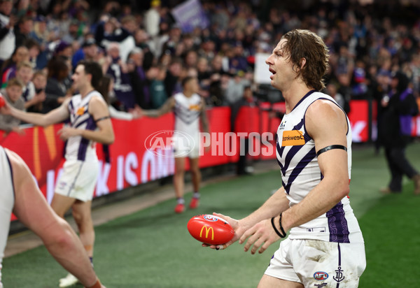 AFL 2025 Round 24 - Western Bulldogs v Fremantle - A-61750706