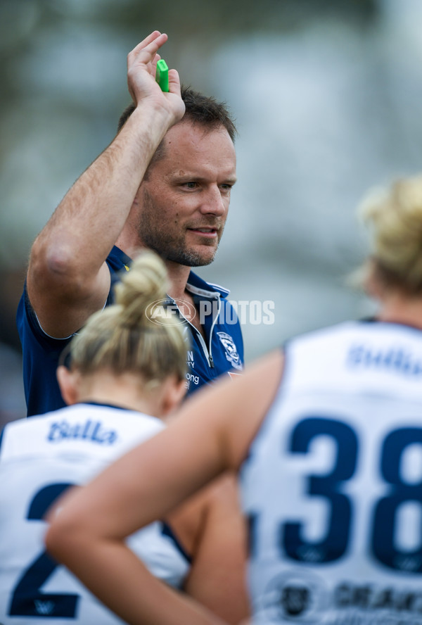 AFLW 2025 Round 02 - Adelaide v Geelong - A-61750770