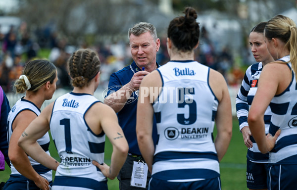 AFLW 2025 Round 02 - Adelaide v Geelong - A-61751939