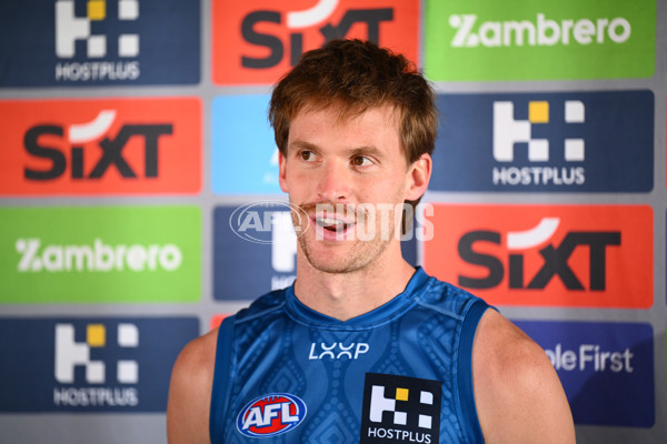 AFL 2025 Training - Gold Coast 260825 - A-61777296