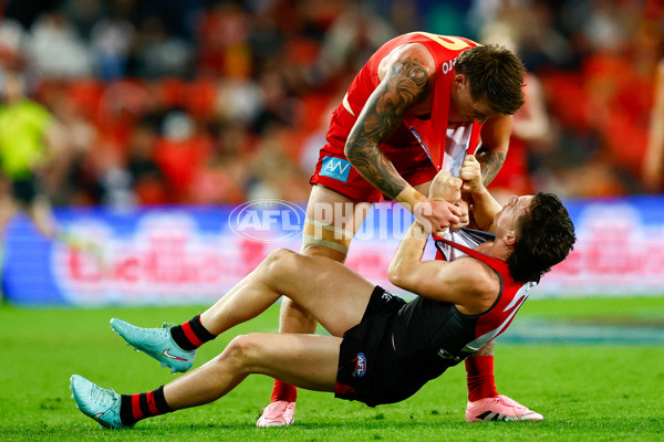 AFL 2025 Round 24 - Gold Coast v Essendon - A-61797591