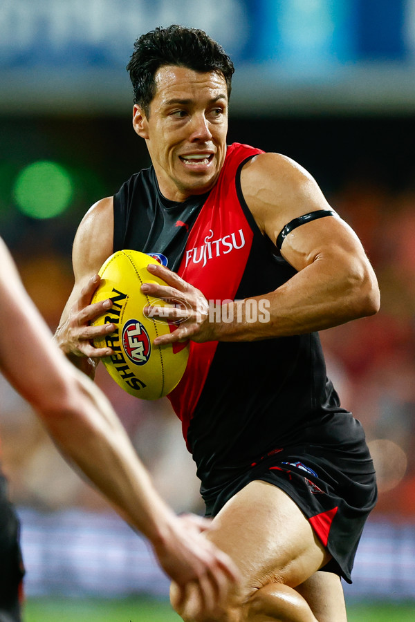 AFL 2025 Round 24 - Gold Coast v Essendon - A-61797614