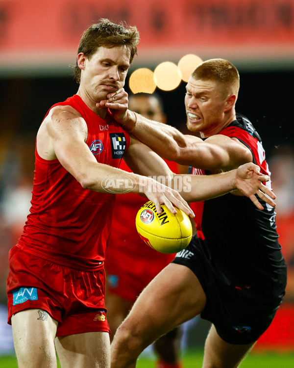 AFL 2025 Round 24 - Gold Coast v Essendon - A-61801053