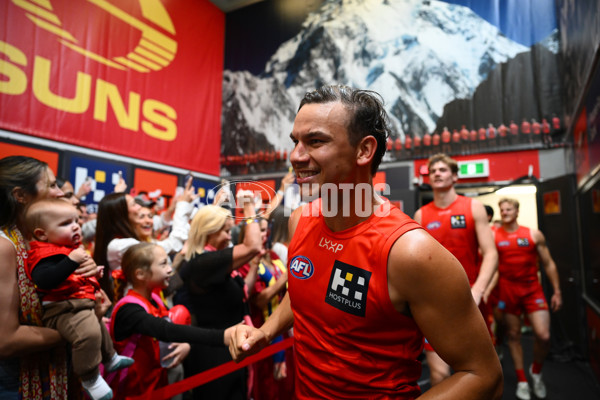 AFL 2025 Round 24 - Gold Coast v Essendon - A-61801077