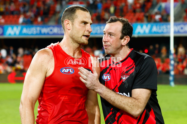 AFL 2025 Round 24 - Gold Coast v Essendon - A-61802866