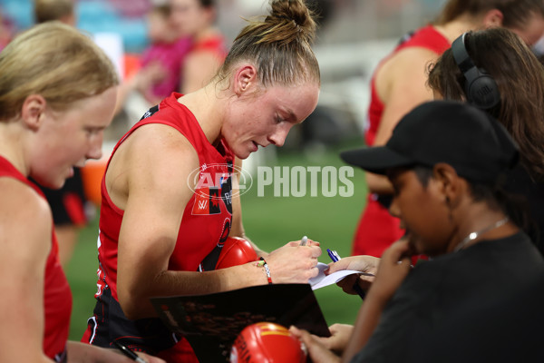 AFLW 2025 Round 03 - Richmond v Essendon - A-61941614
