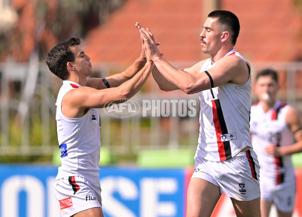 VFL 2025 Qualifying Final - Footscray Bulldogs v Frankston - A-62088518