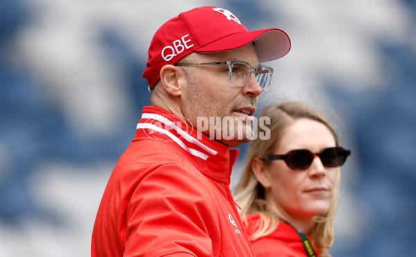 AFLW 2025 Round 03 - Geelong v Sydney - A-62091626