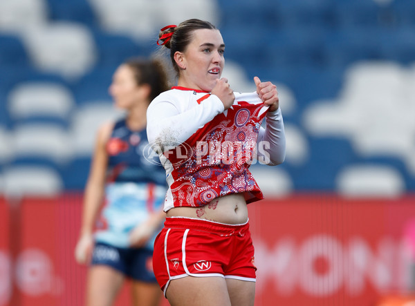 AFLW 2025 Round 03 - Geelong v Sydney - A-62104071