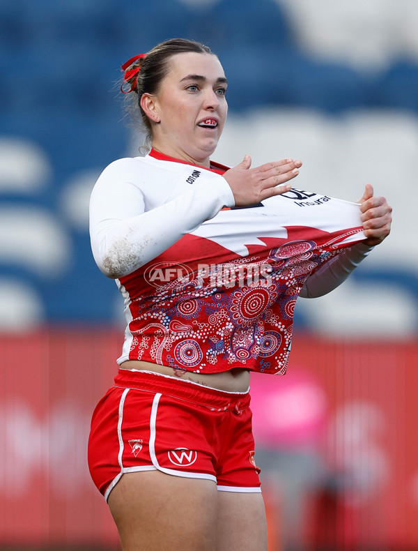 AFLW 2025 Round 03 - Geelong v Sydney - A-62104852