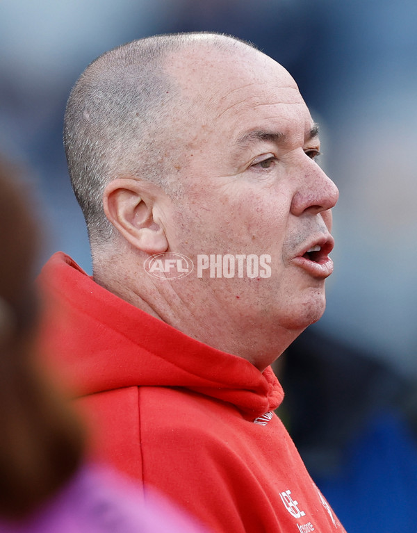 AFLW 2025 Round 03 - Geelong v Sydney - A-62113227