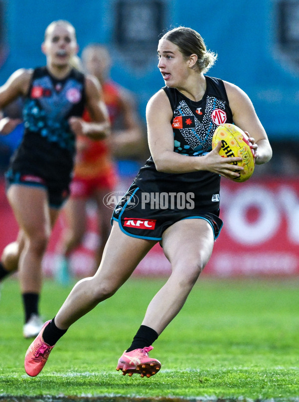 AFLW 2025 Round 03 - Yartapuulti v Gold Coast - A-62118602
