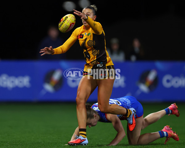 AFLW 2025 Round 03 - Western Bulldogs v Hawthorn - A-62124010