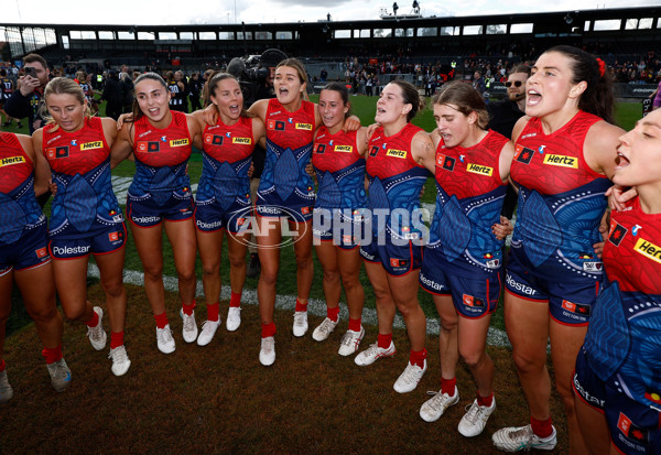 AFLW 2025 Round 03 - Collingwood v Narrm - A-62144510