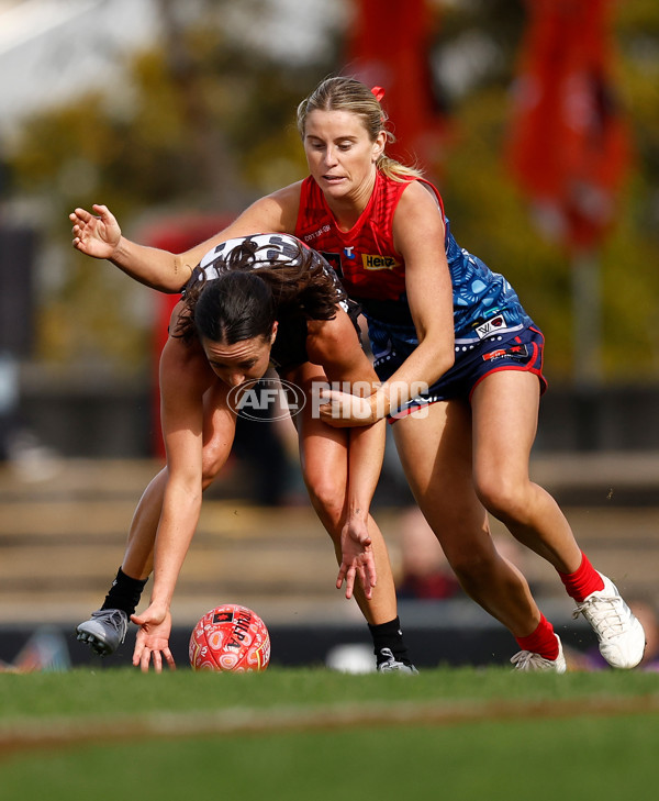 AFLW 2025 Round 03 - Collingwood v Narrm - A-62146712