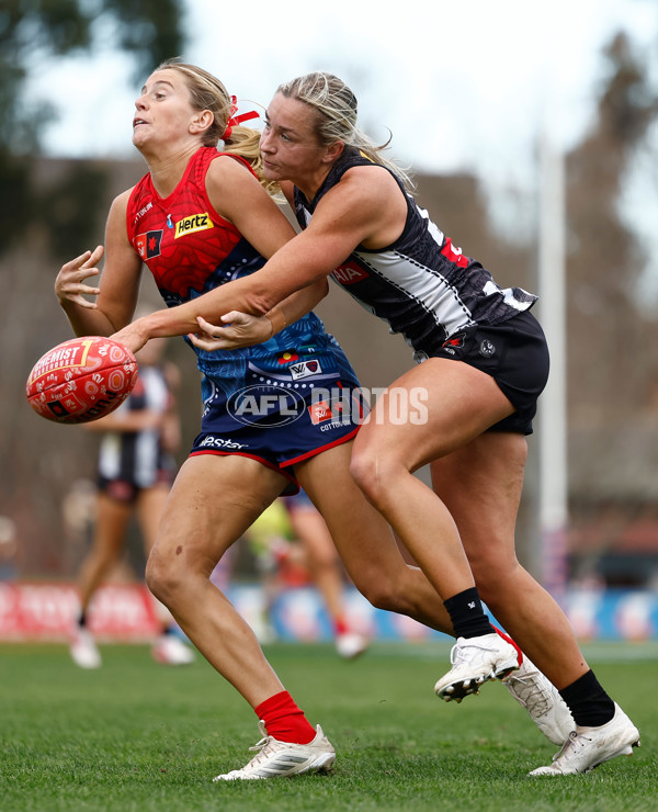 AFLW 2025 Round 03 - Collingwood v Narrm - A-62147298