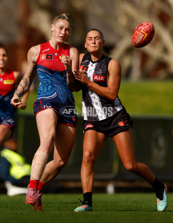 AFLW 2025 Round 03 - Collingwood v Narrm - A-62149943