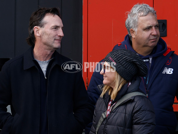 AFLW 2025 Round 03 - Collingwood v Narrm - A-62152375