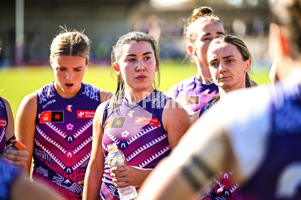 AFLW 2025 Round 03 - Walyalup v North Melbourne - A-62154218
