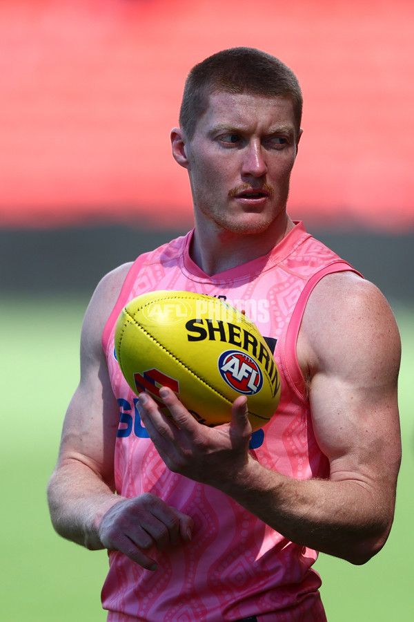 AFL 2025 Training - Gold Coast 020925 - A-62176642