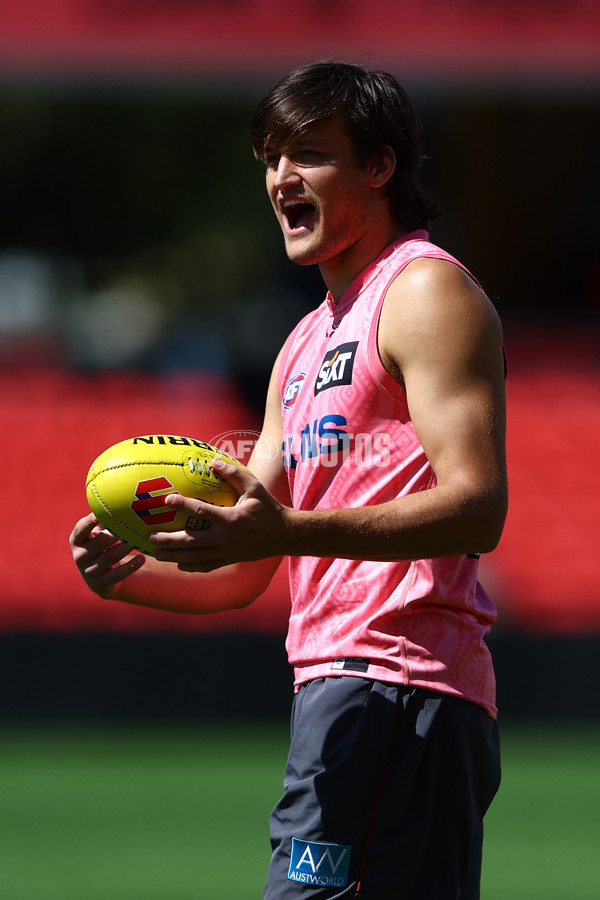 AFL 2025 Training - Gold Coast 020925 - A-62178951