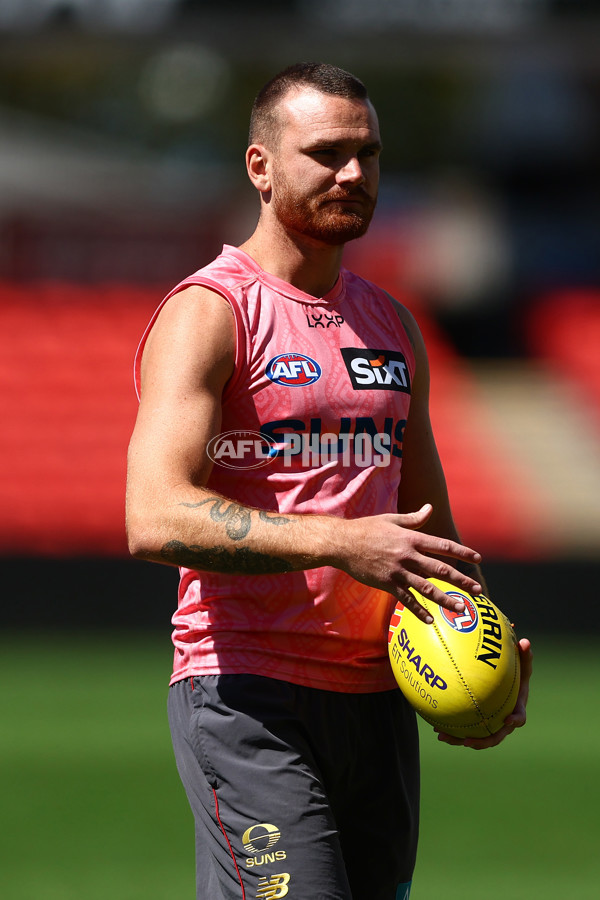 AFL 2025 Training - Gold Coast 020925 - A-62178954