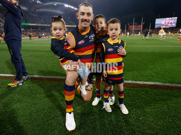 AFL 2025 First Qualifying Final - Adelaide v Collingwood - A-62212826