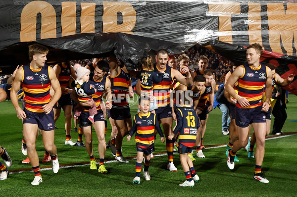 AFL 2025 First Qualifying Final - Adelaide v Collingwood - A-62212832