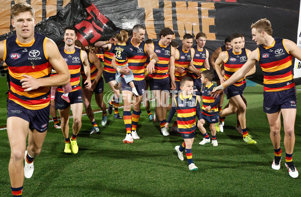 AFL 2025 First Qualifying Final - Adelaide v Collingwood - A-62213487