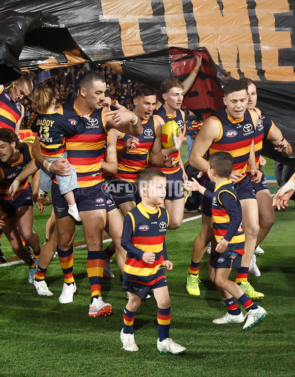 AFL 2025 First Qualifying Final - Adelaide v Collingwood - A-62213488