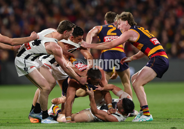 AFL 2025 First Qualifying Final - Adelaide v Collingwood - A-62217727