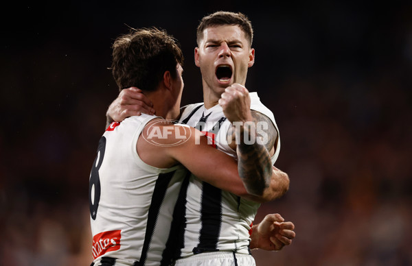 AFL 2025 First Qualifying Final - Adelaide v Collingwood - A-62220303