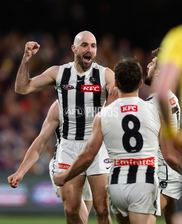 AFL 2025 First Qualifying Final - Adelaide v Collingwood - A-62220753