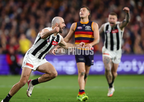 AFL 2025 First Qualifying Final - Adelaide v Collingwood - A-62220772
