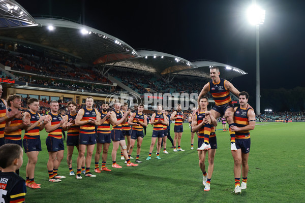 AFL 2025 First Qualifying Final - Adelaide v Collingwood - A-62222633
