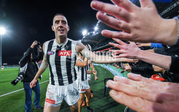 AFL 2025 First Qualifying Final - Adelaide v Collingwood - A-62223241