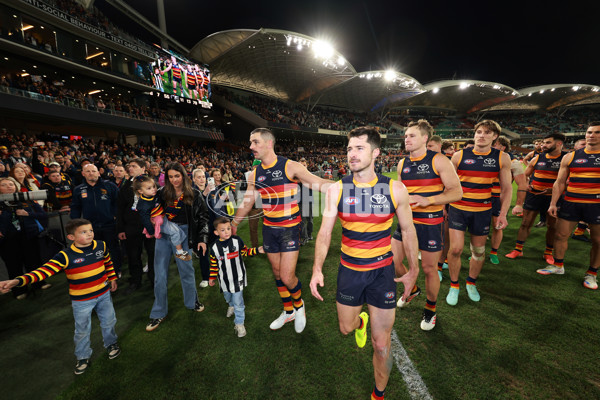 AFL 2025 First Qualifying Final - Adelaide v Collingwood - A-62225935