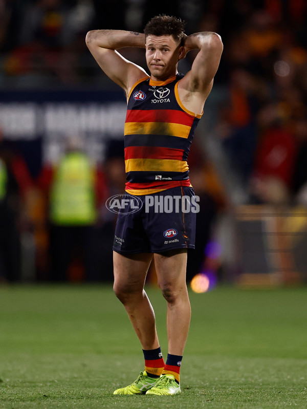 AFL 2025 First Qualifying Final - Adelaide v Collingwood - A-62227258